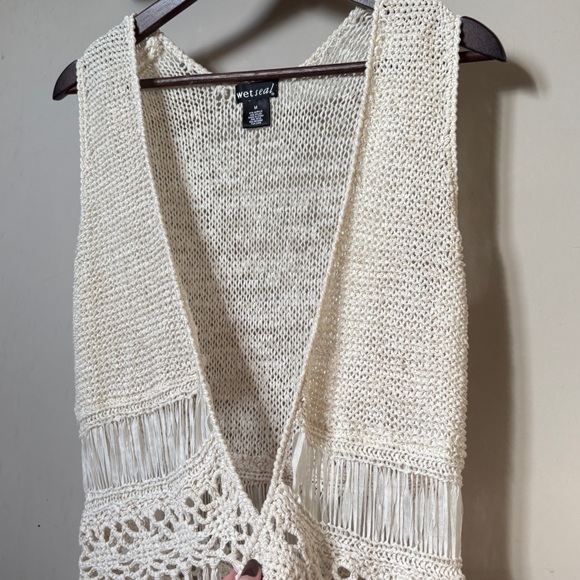 Wet Seal Off-White Loose Knit Summer Shawl Western Boho Fringe Vest Coverup Top - Picture 3 of 6